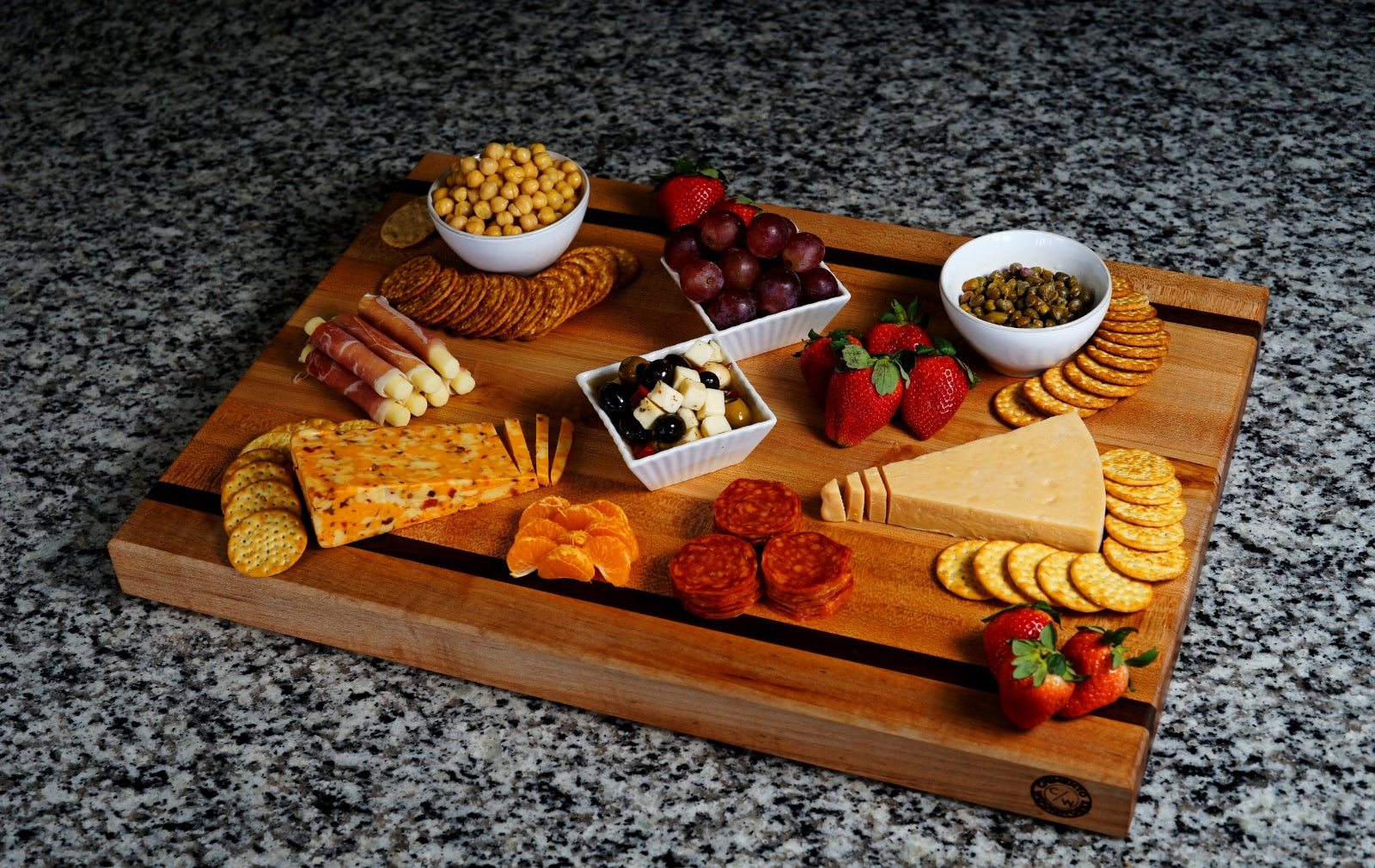 C/W Edge-Grain Maple And Walnut Cutting Board